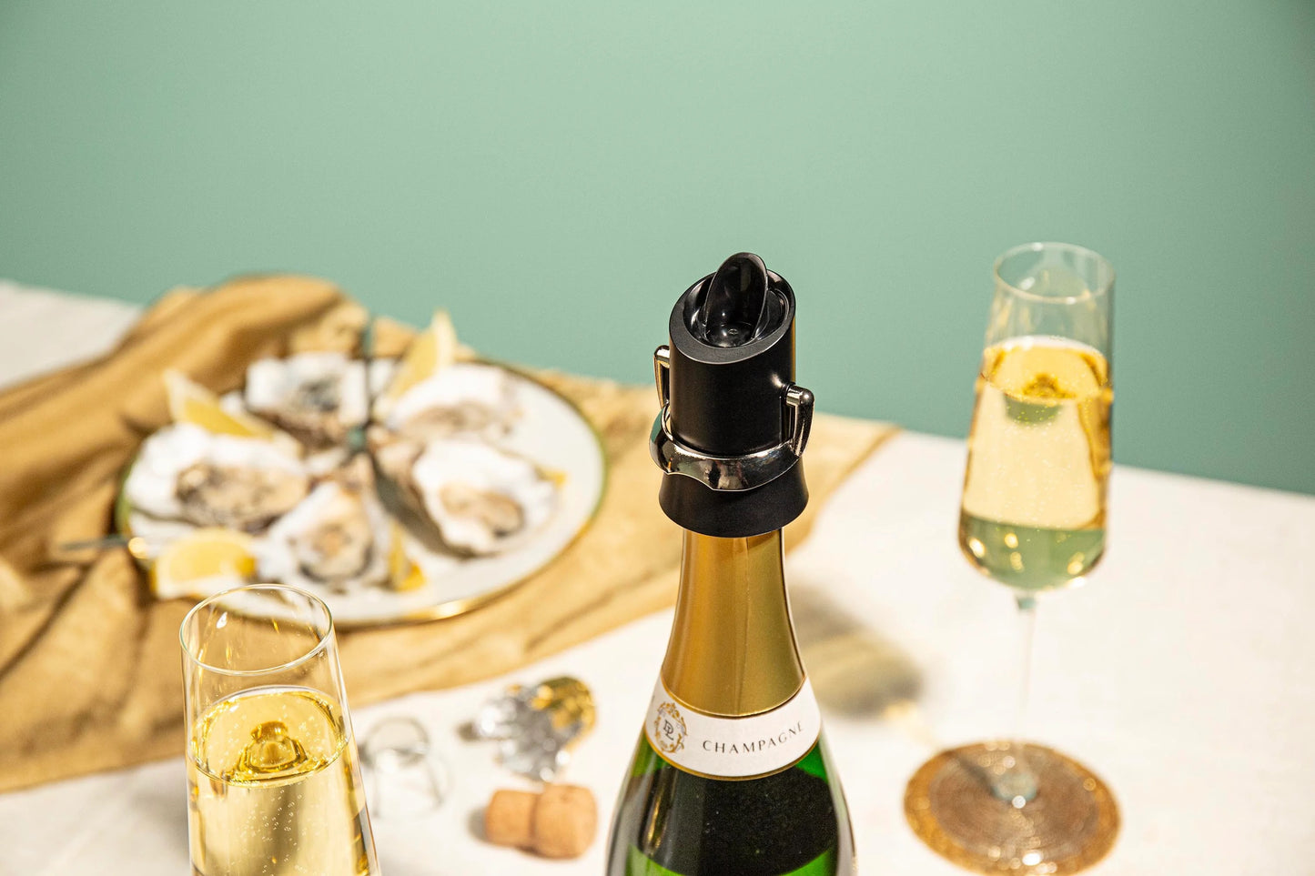 Champagne Saver & Server