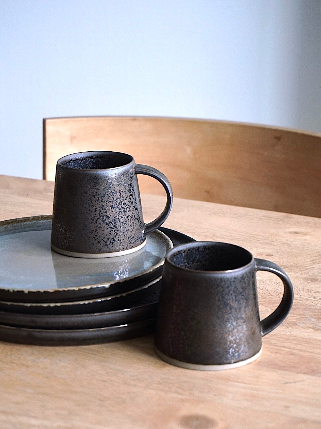Rock 10-Piece Dinnerware Set
