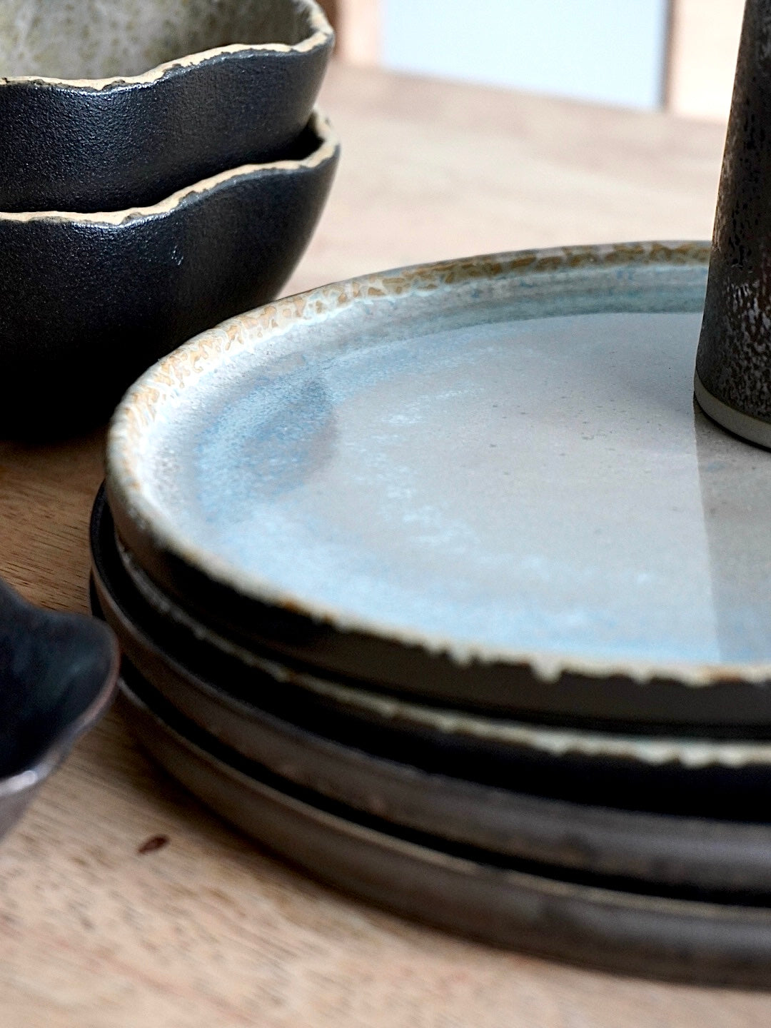 Rock 10-Piece Dinnerware Set