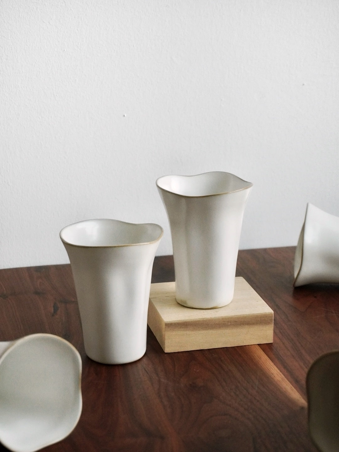 Shell Water Cup (Cream)