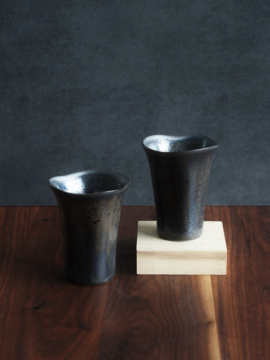 Shell Water Cup (Metallic Black)