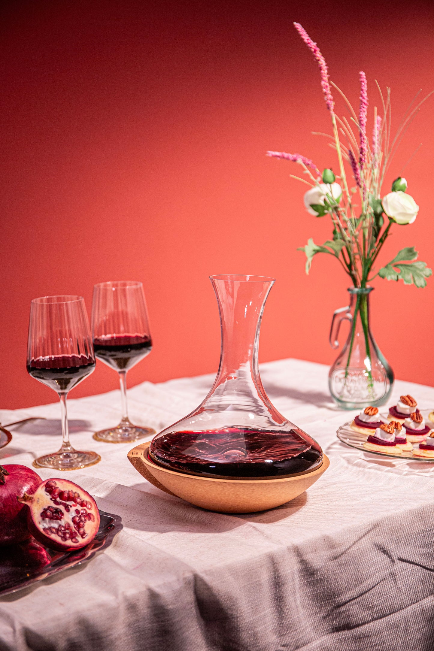 Swirling Wine Decanter