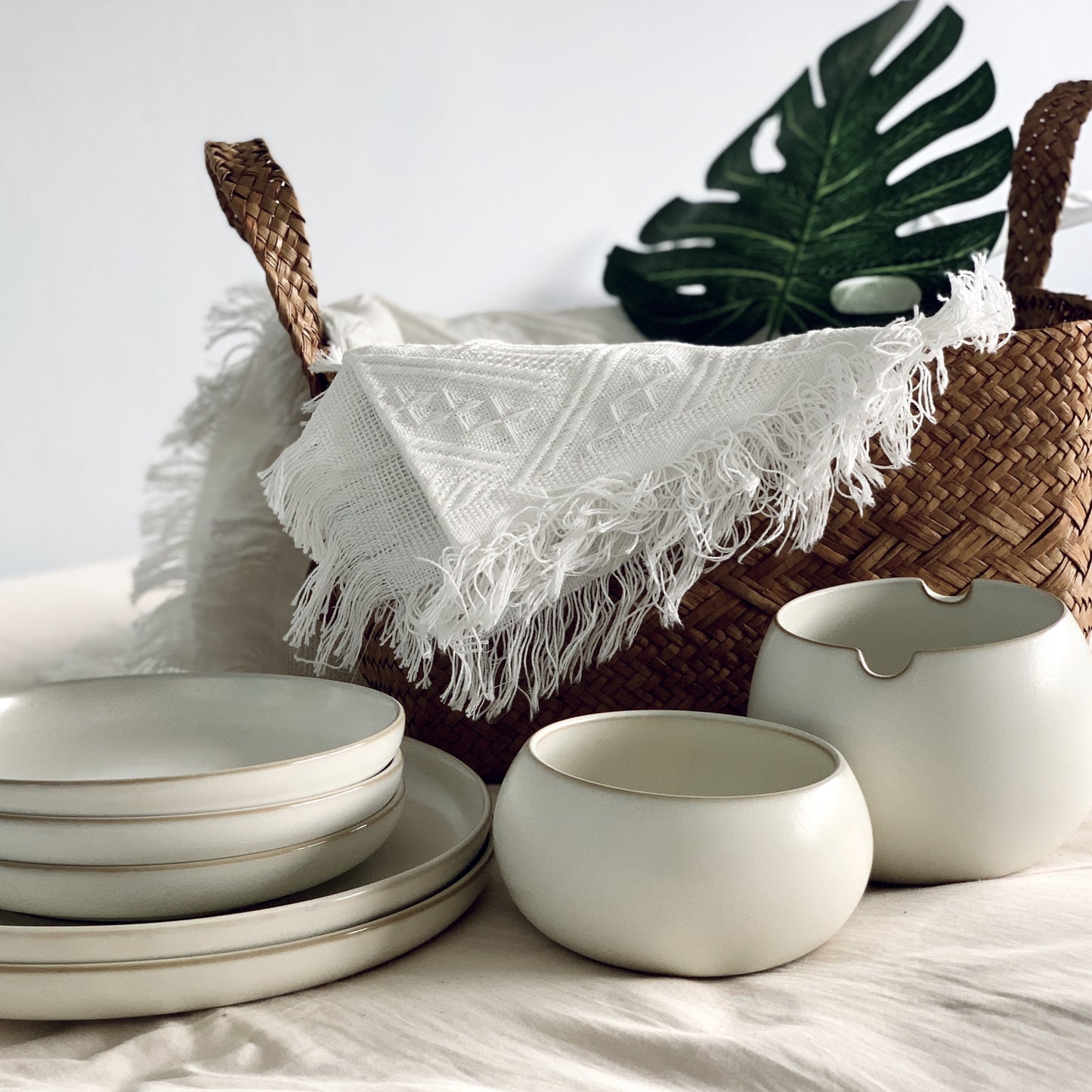 Base II Rice Bowl (Ivory)