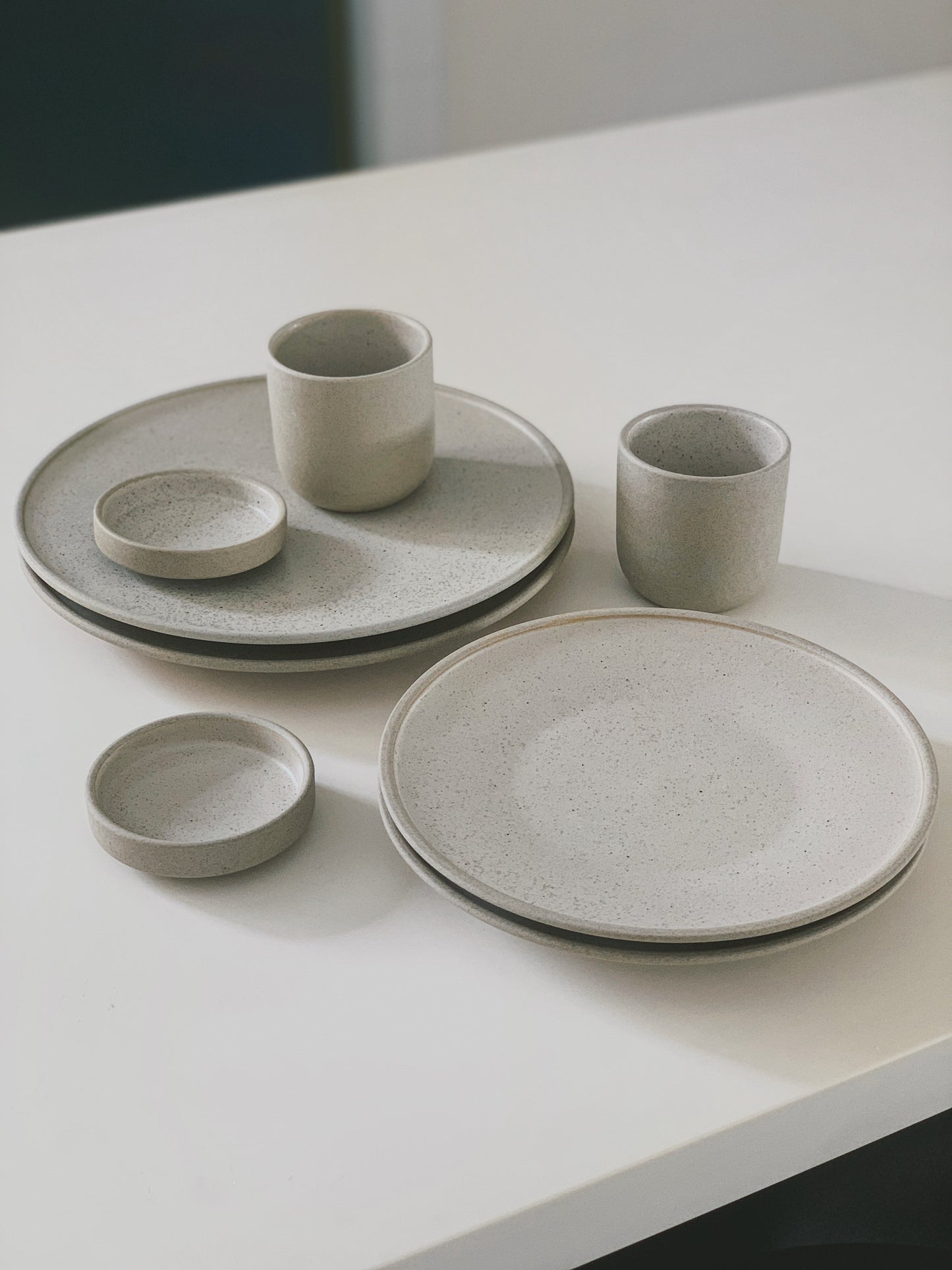 Daybreak 8-Piece Dinnerware Set