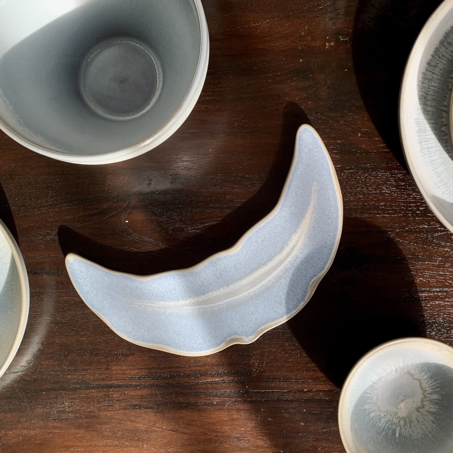 Moon Crescent Display Dish