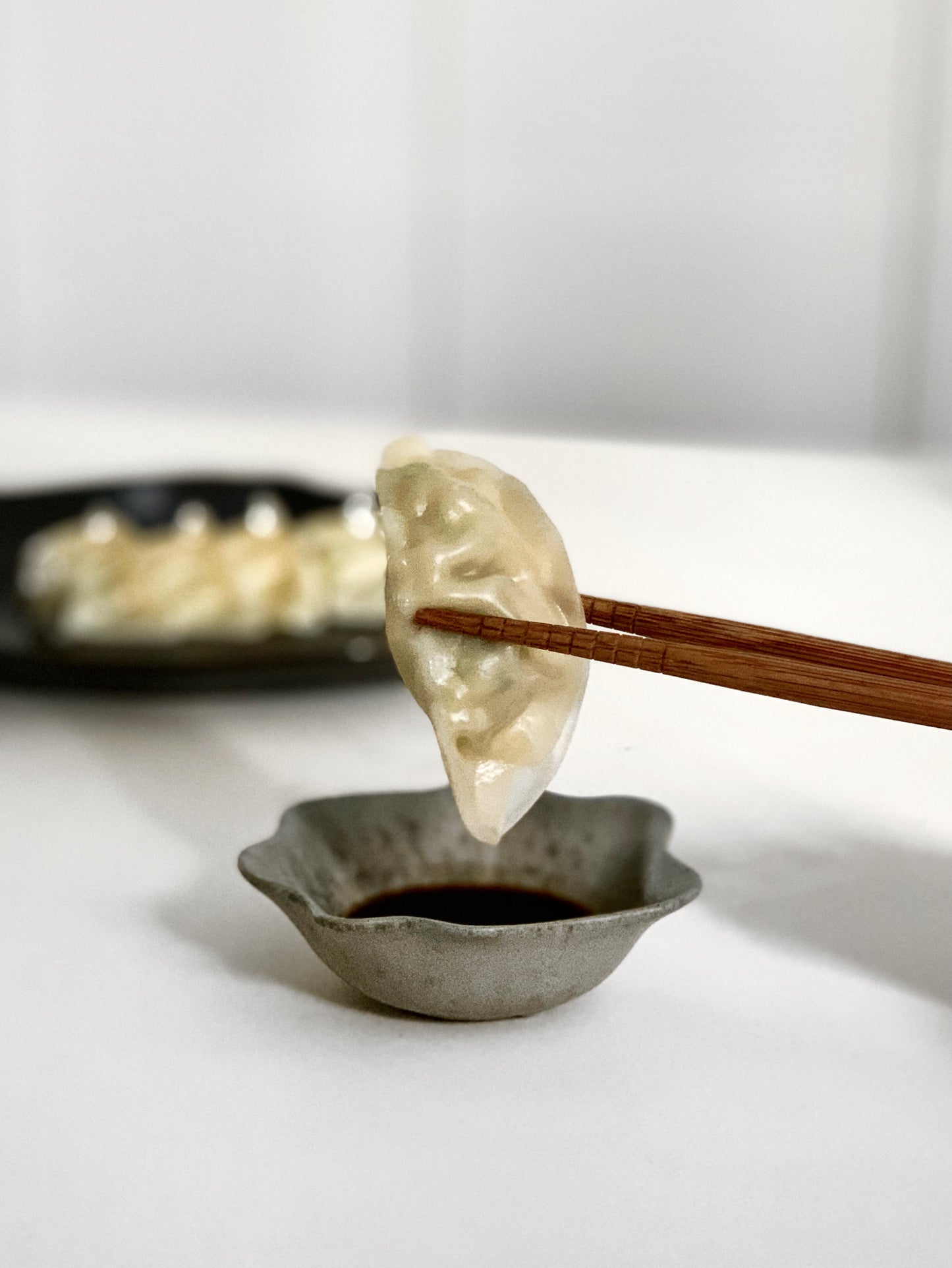 Shell Dip Dish (Cloud Grey)