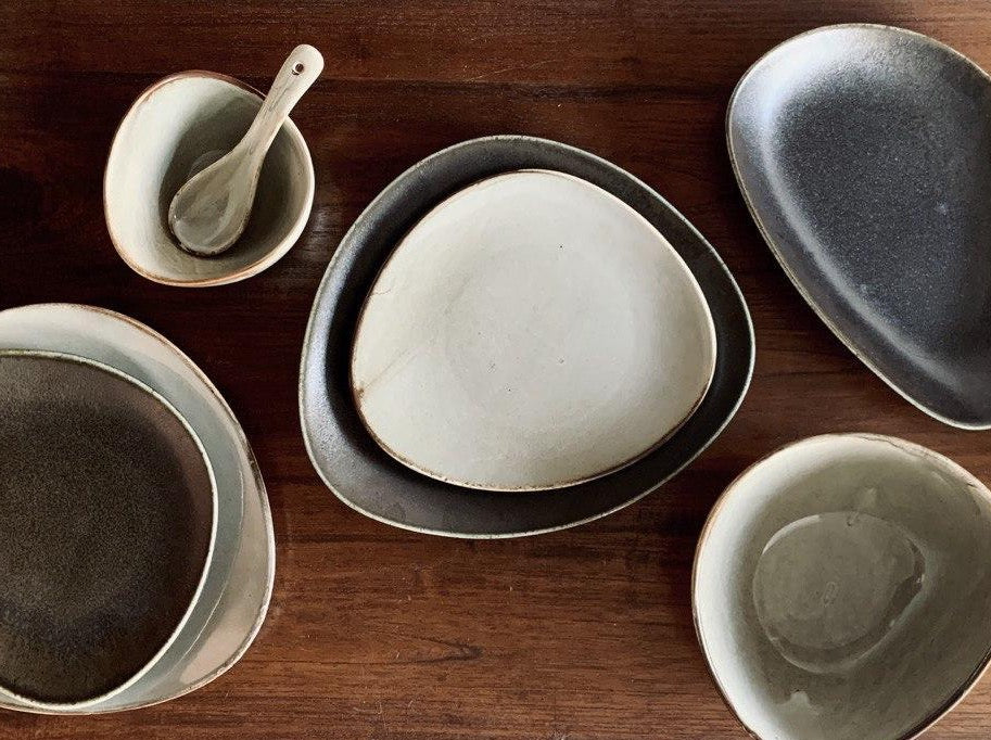 Natón 10-Piece Dinnerware Set (For 2)