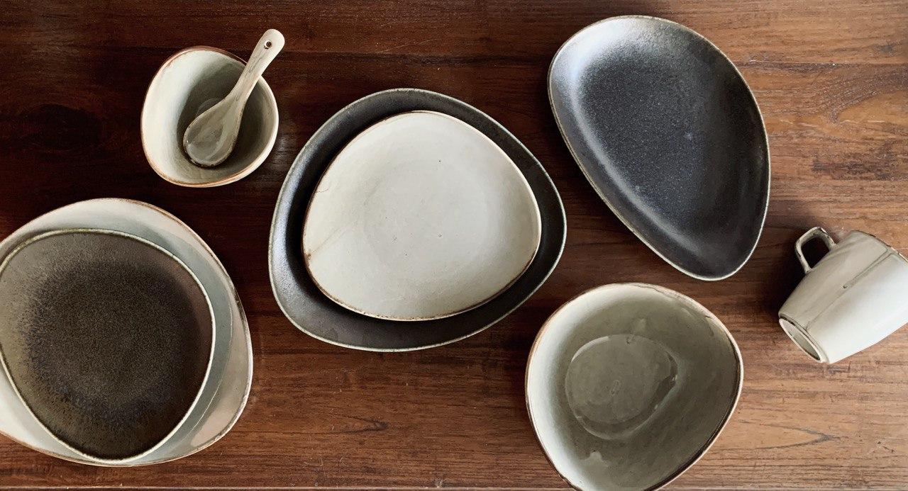 Natón 22-Piece Dinnerware Bundle (For 4)