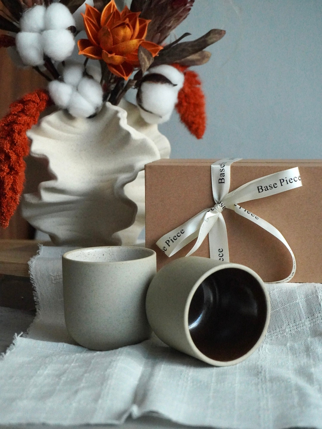 Daybreak-Pecan Teacup Gift Box