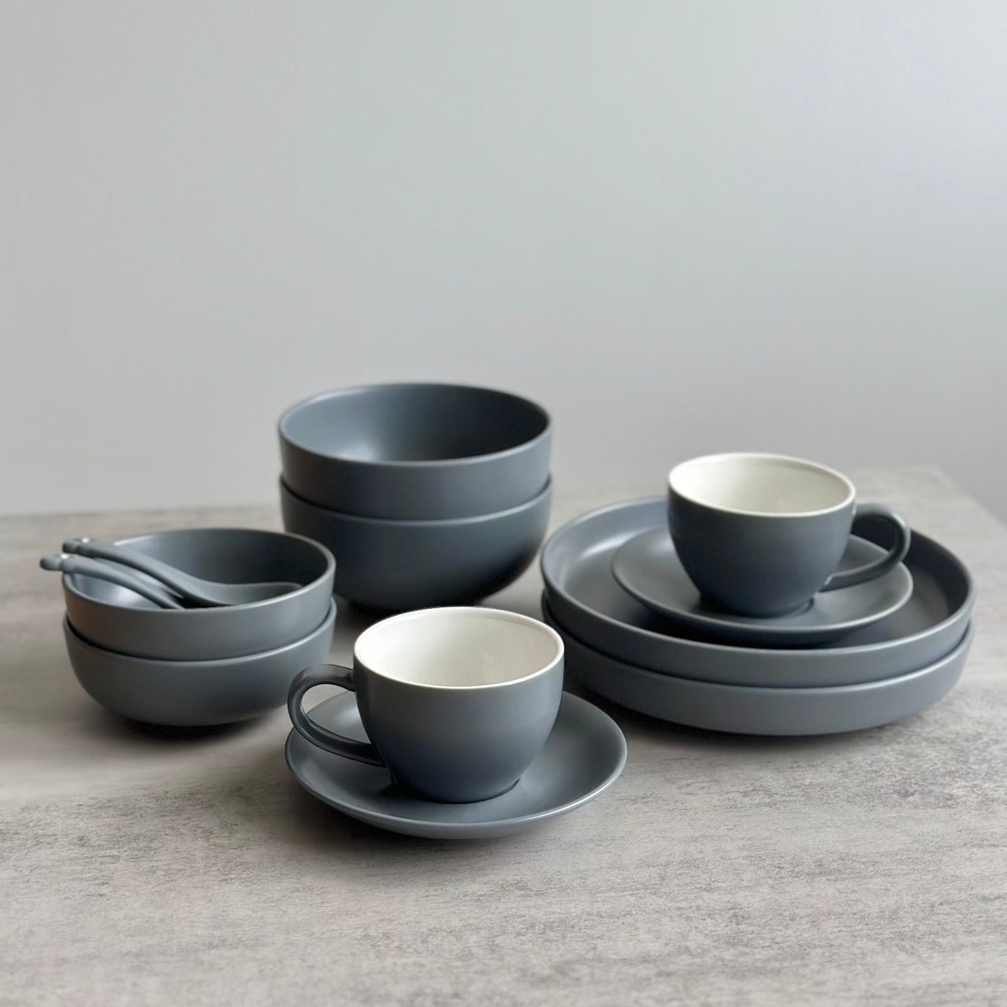 DeTerra 12-Piece Full Dinnerware Set for 2