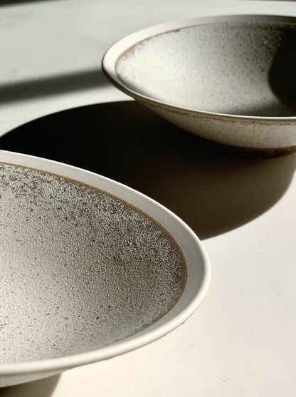 Kigoromo Shallow Bowl